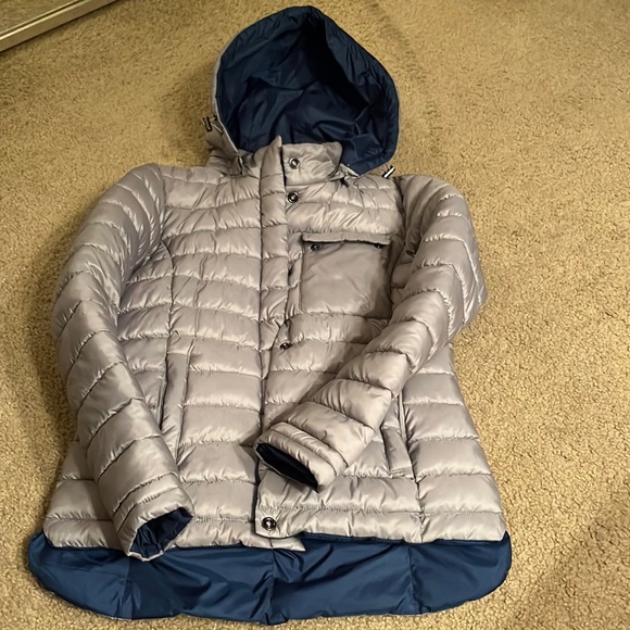 Zella Jackets & Blazers - NWOT Women’s Zella reversible puffer jacket